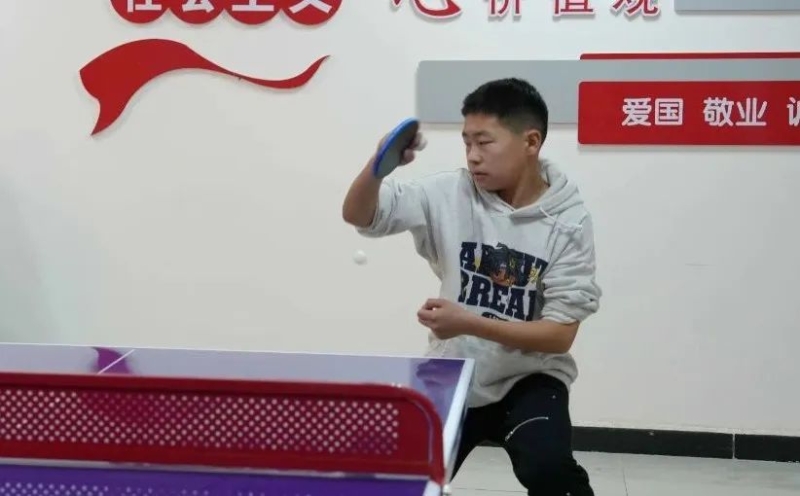 凸显了现代